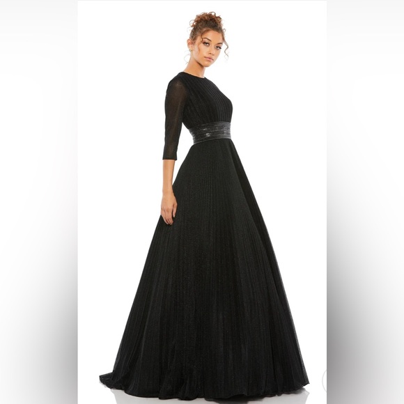 MAC DUGGAL SHIMMERING PLEATED A-LINE 3/4 SLEEVE BLACK BALLGOWN 30700 DRESS Sz 8 - Picture 4 of 8